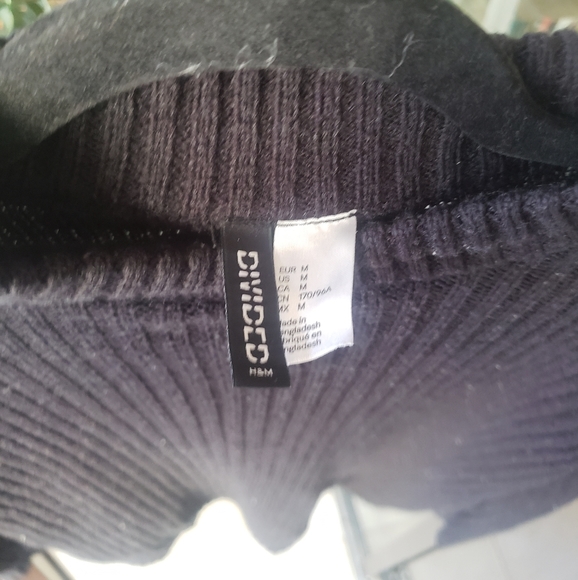 Mockneck Ribbed Sweater - Picture 3 of 3